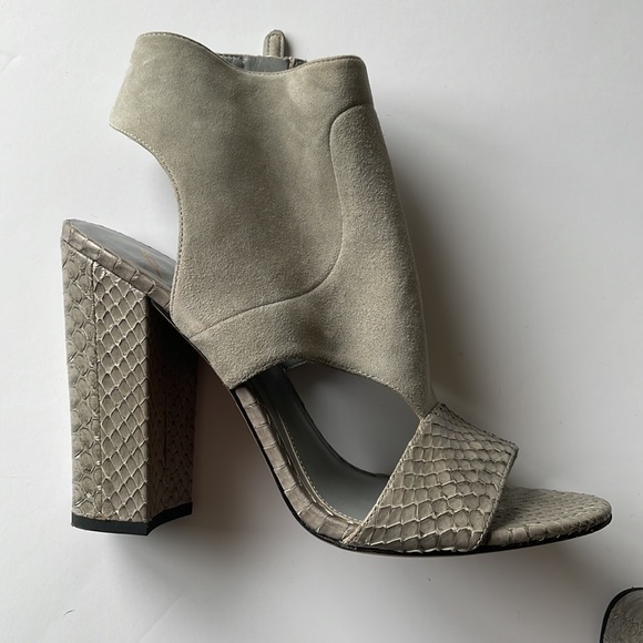 Snakeskin BRIAN ATWOOD Biella Heels, size 9 - Picture 3 of 9